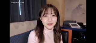 青少年享受热辣的泳池性爱